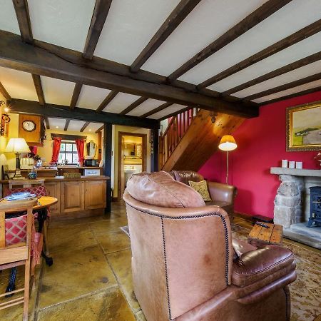 Sweet Knoll Cottage Бакстон Экстерьер фото
