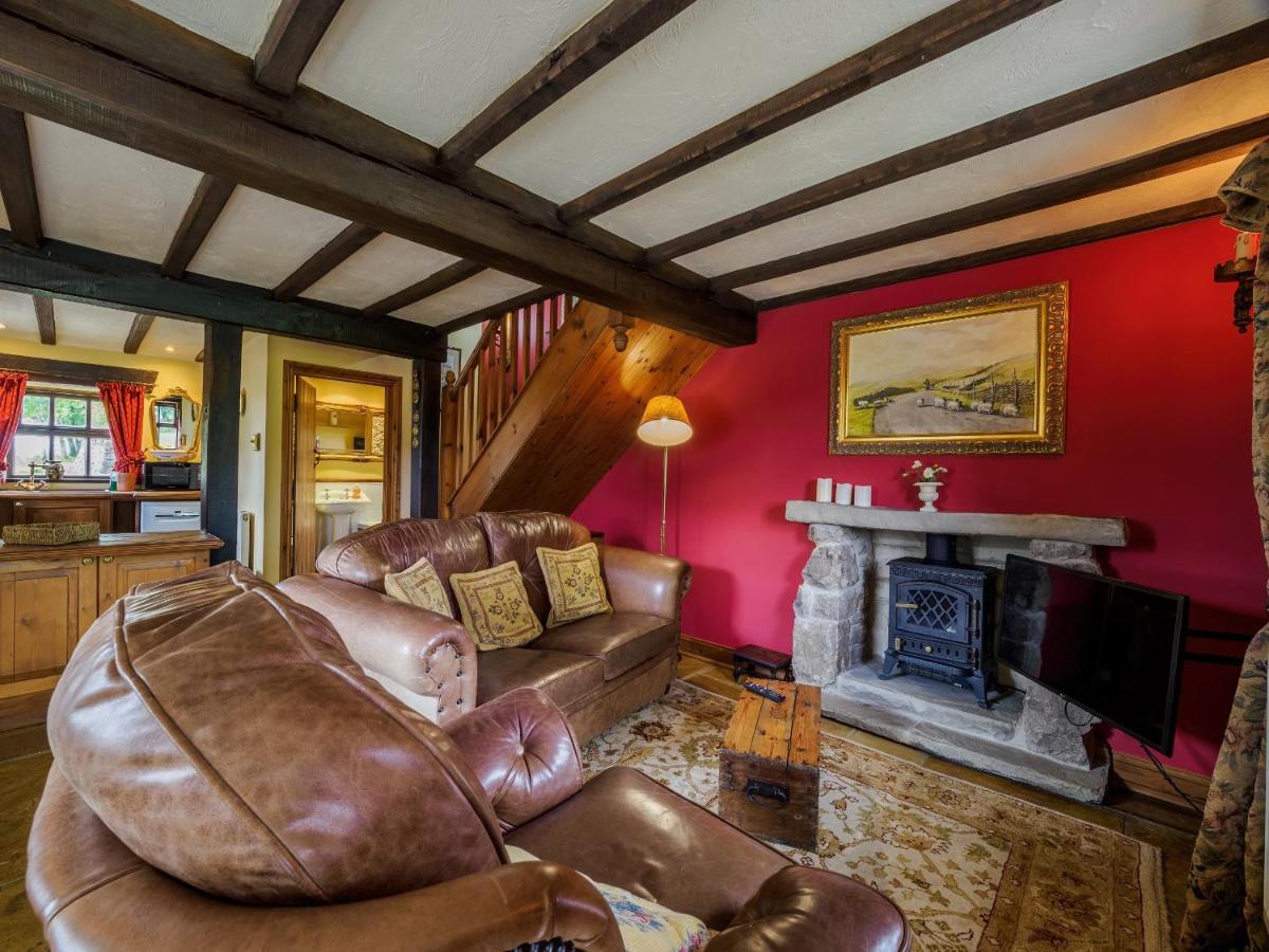Sweet Knoll Cottage Бакстон Экстерьер фото